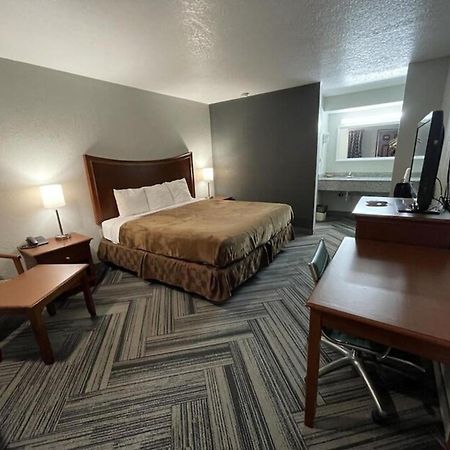 Motel 6 Ada Ok Экстерьер фото