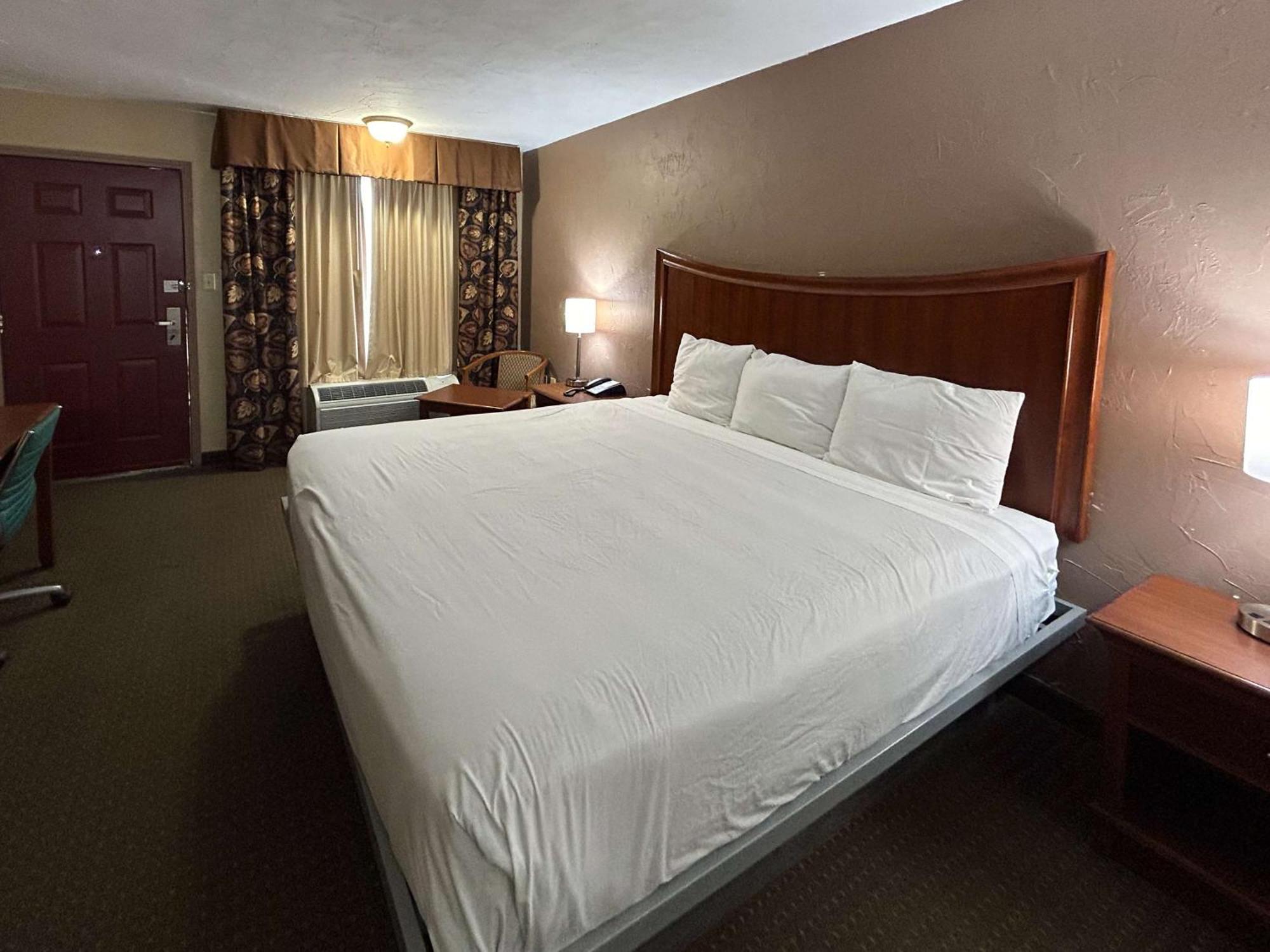 Motel 6 Ada Ok Экстерьер фото