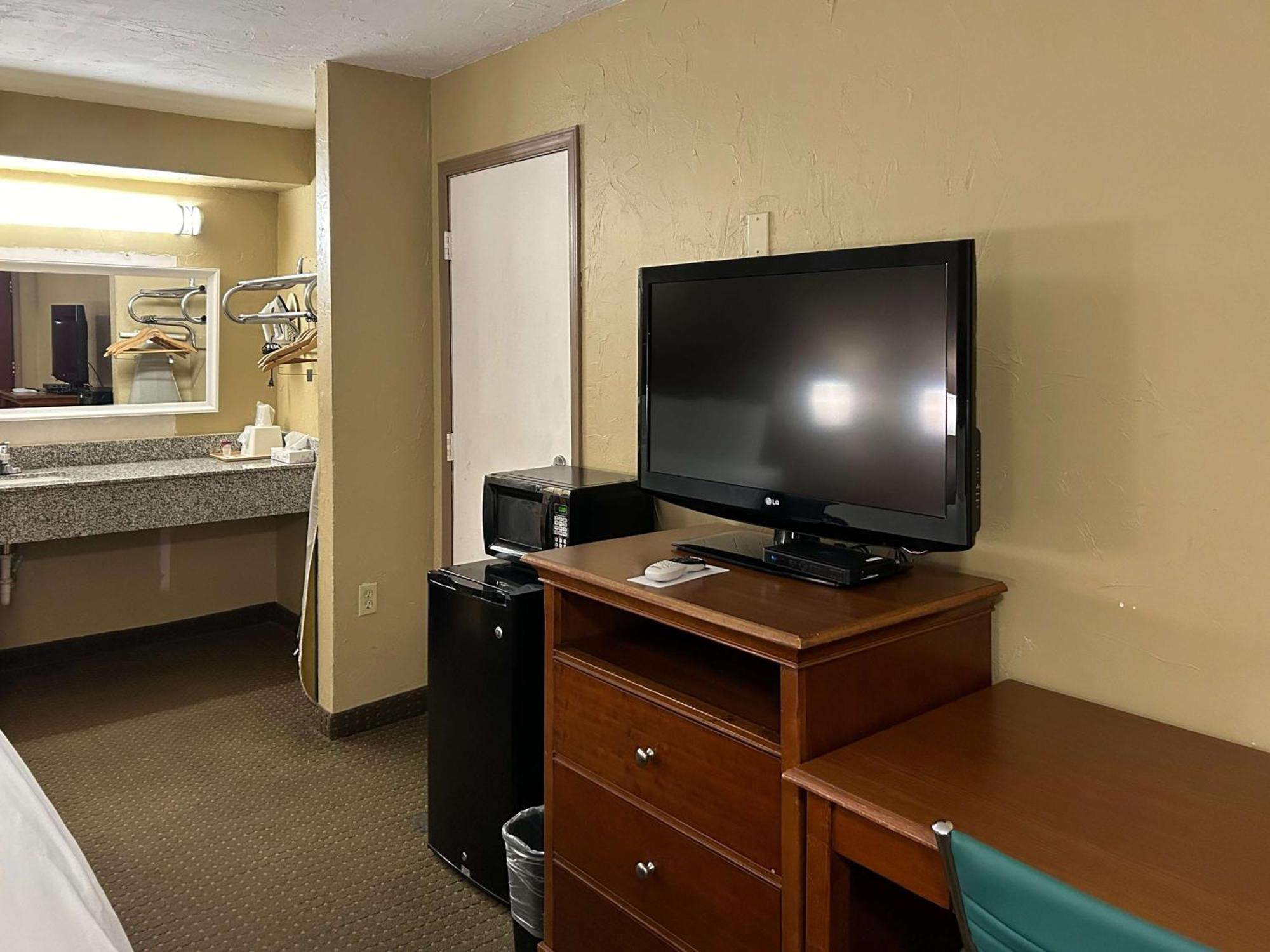Motel 6 Ada Ok Экстерьер фото
